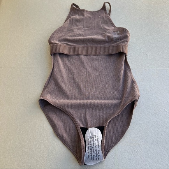 Girlfriend Collective Marlow Bodysuit Women Size Small - Picture 3 of 4